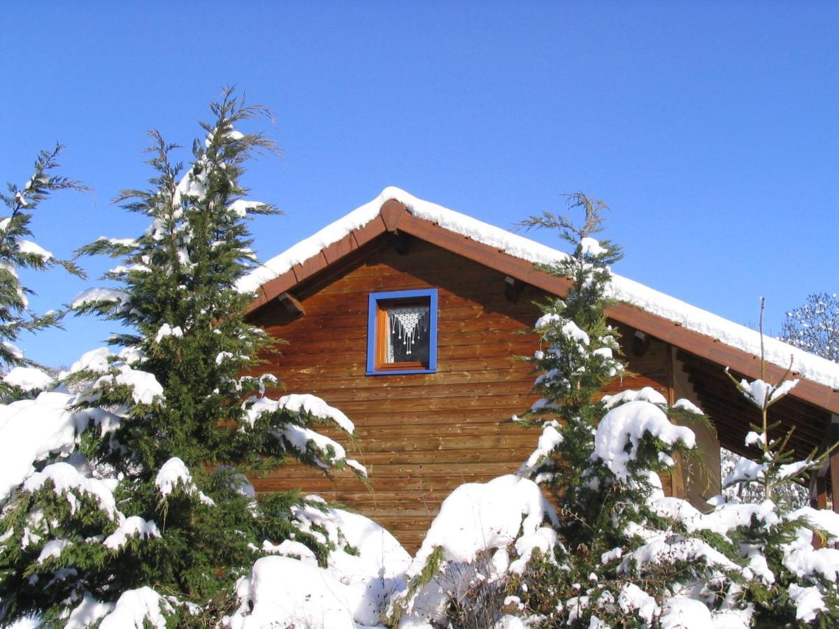 Les Chalets De La Vigne Grande Saint-Floret Exterior foto