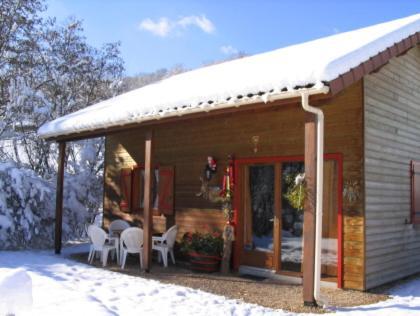 Les Chalets De La Vigne Grande Saint-Floret Exterior foto